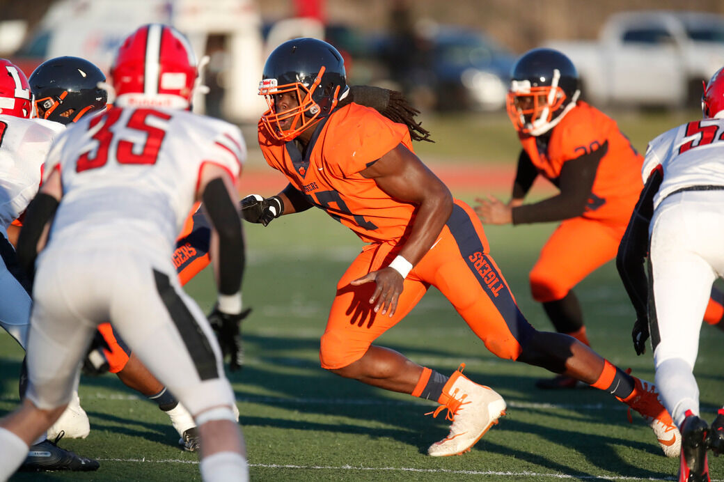 Bennett Lancaster Football